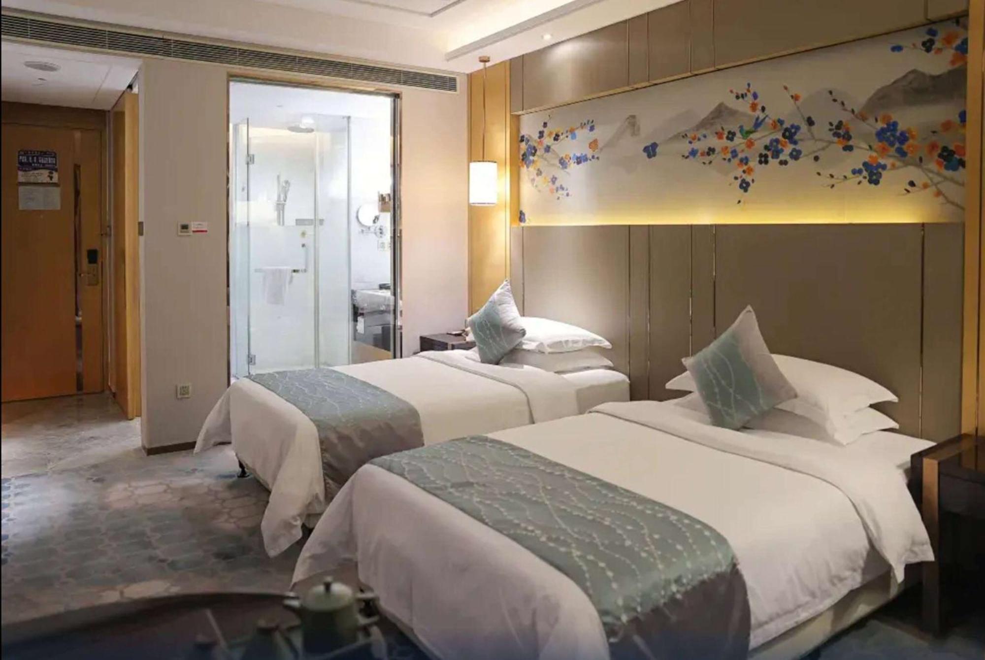 ホテル Ramada Yiyang Taojiang エクステリア 写真