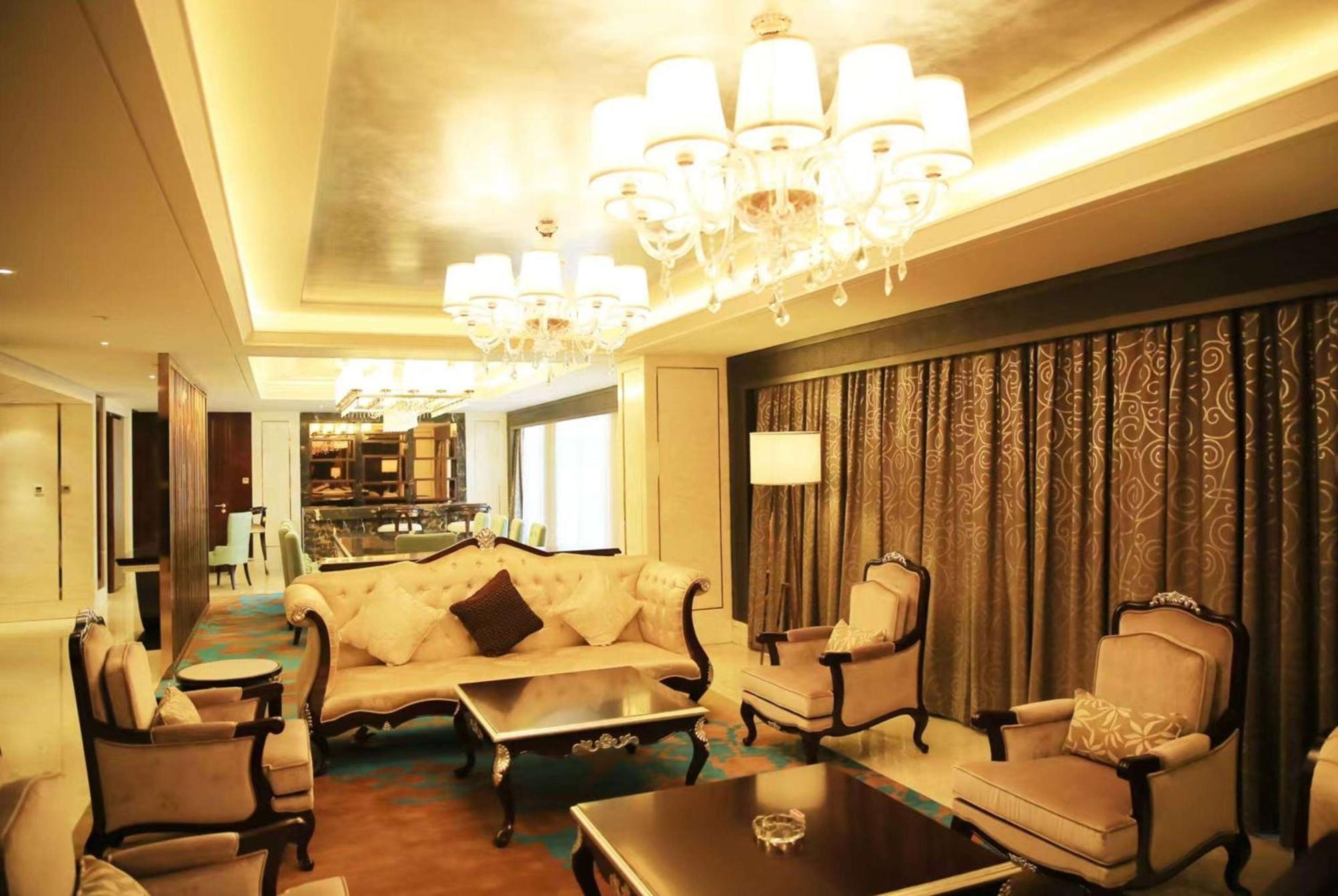ホテル Ramada Yiyang Taojiang エクステリア 写真
