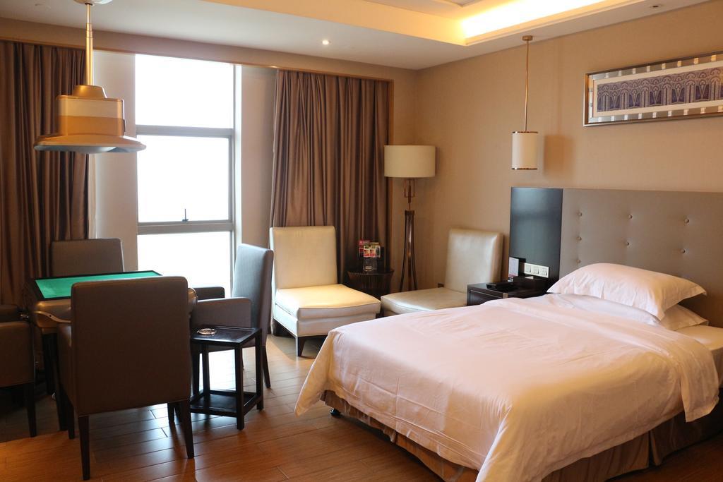 ホテル Ramada Yiyang Taojiang エクステリア 写真