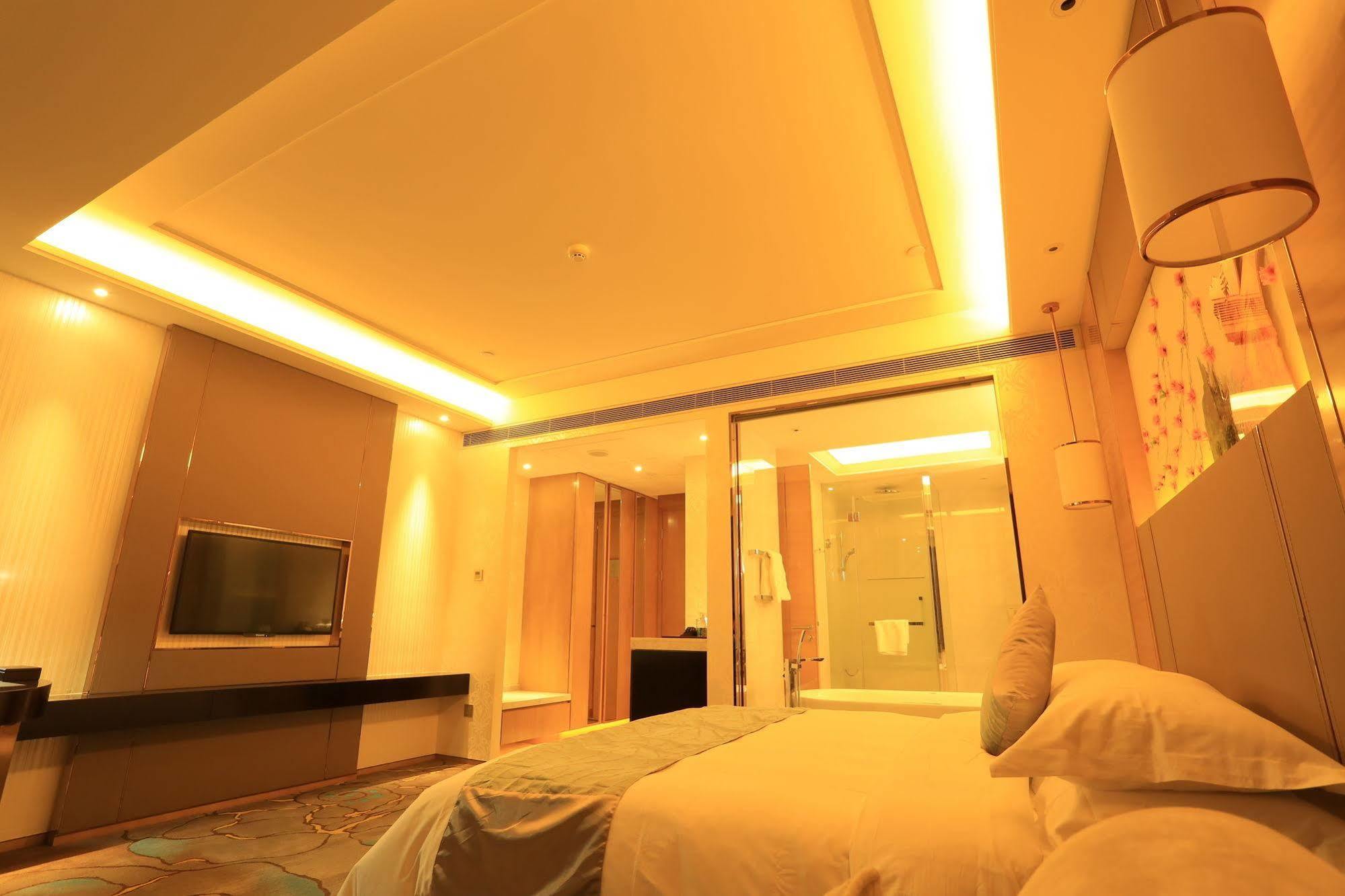 ホテル Ramada Yiyang Taojiang エクステリア 写真